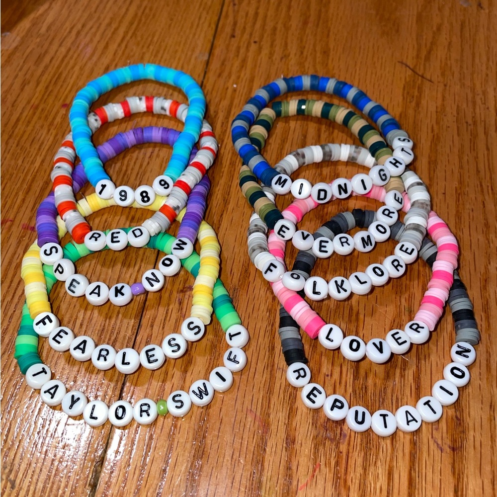 Taylor Swift Eras Tour Friendship Bracelets - Picture 1 of 5